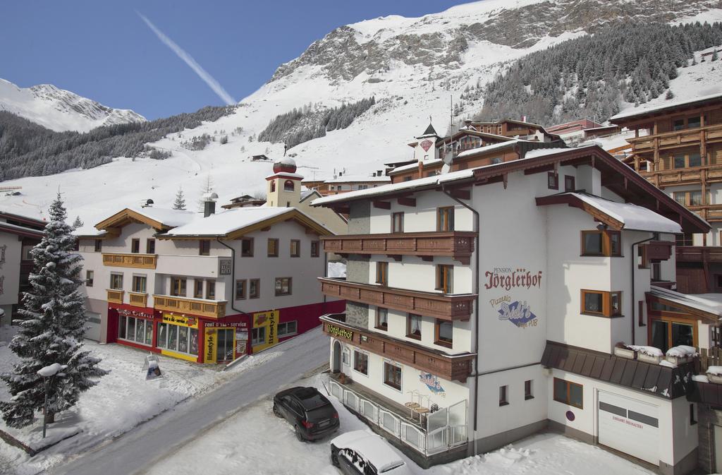 Haus Hintertux Hotel Exterior photo
